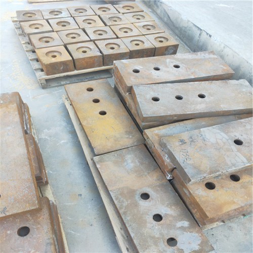 破碎機配件水泥廠沙廠耐磨高n鉻高錳篦條襯板篩板蓖條篩條錘頭篩