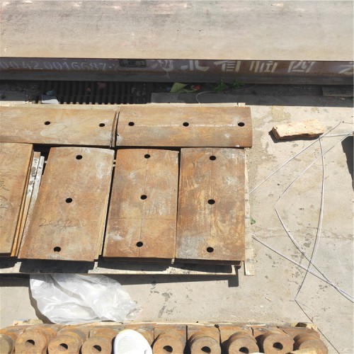 破碎機篦子板鄂板襯板耐磨錘頭反擊塊 礦山設備耐磨錘頭篩條