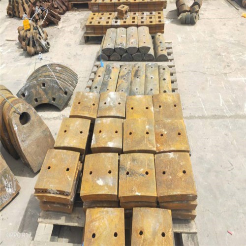 高錳鋼牙板襯板- 雙峰縣建冶機(jī)械-高錳鋼牙板襯板供應(yīng)商