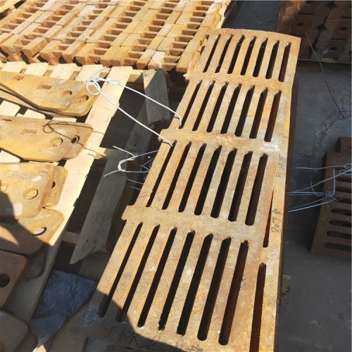 【廠家直銷破碎機高錳鋼襯板、高錳鋼側板、高錳鋼護板?！績r格