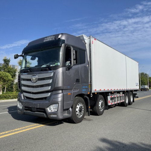 國(guó)六福田歐曼9.6米冷藏車 生鮮運(yùn)輸綠通車型 前四后八冷藏車