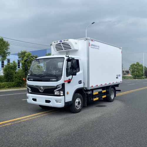 東風(fēng)福瑞卡混動(dòng)力 新能源4.2米電動(dòng)冷藏車上綠牌城區(qū)不限行